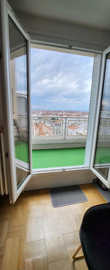 Plein Sud Terrasse Climatisation Garage Netflix Lägenhet Lyon Exteriör bild